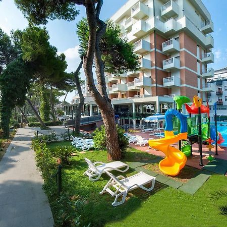 Hotel Atlantic Джулианова Екстериор снимка